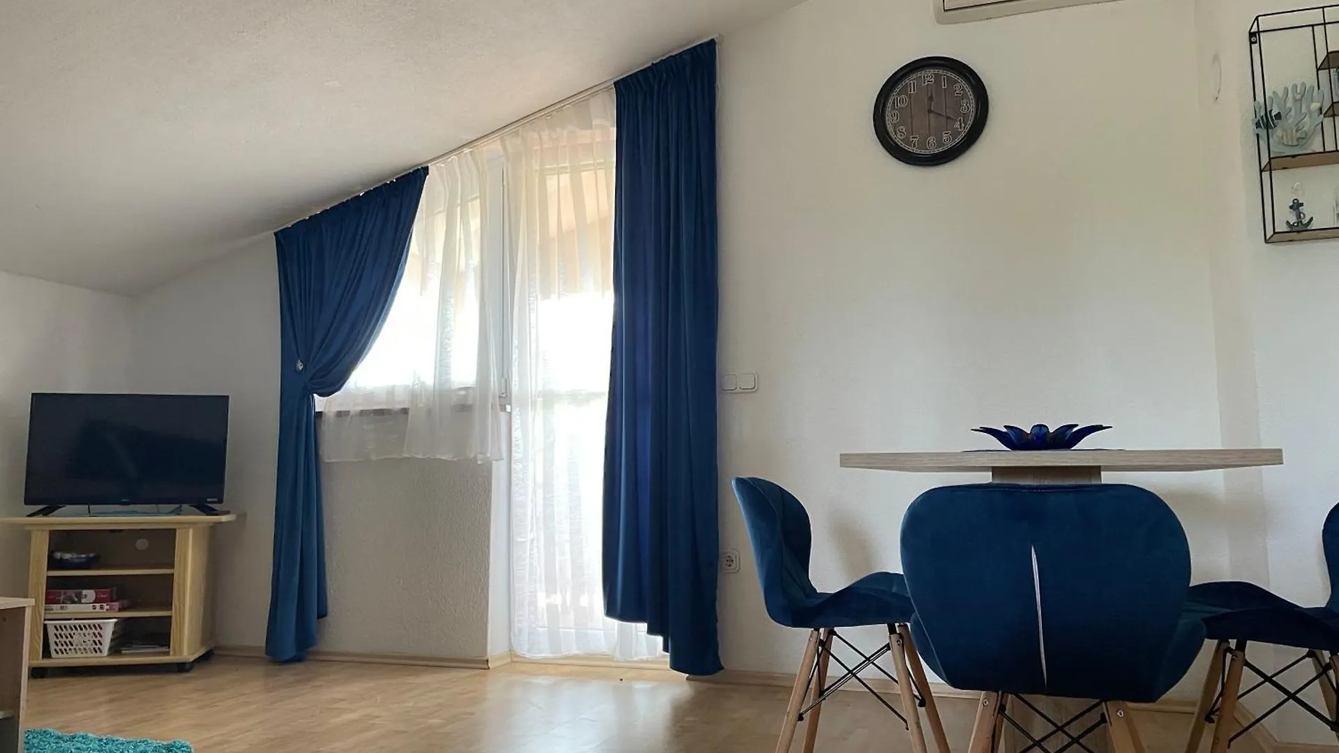 Apartments Dora Πόρετς Κροατία