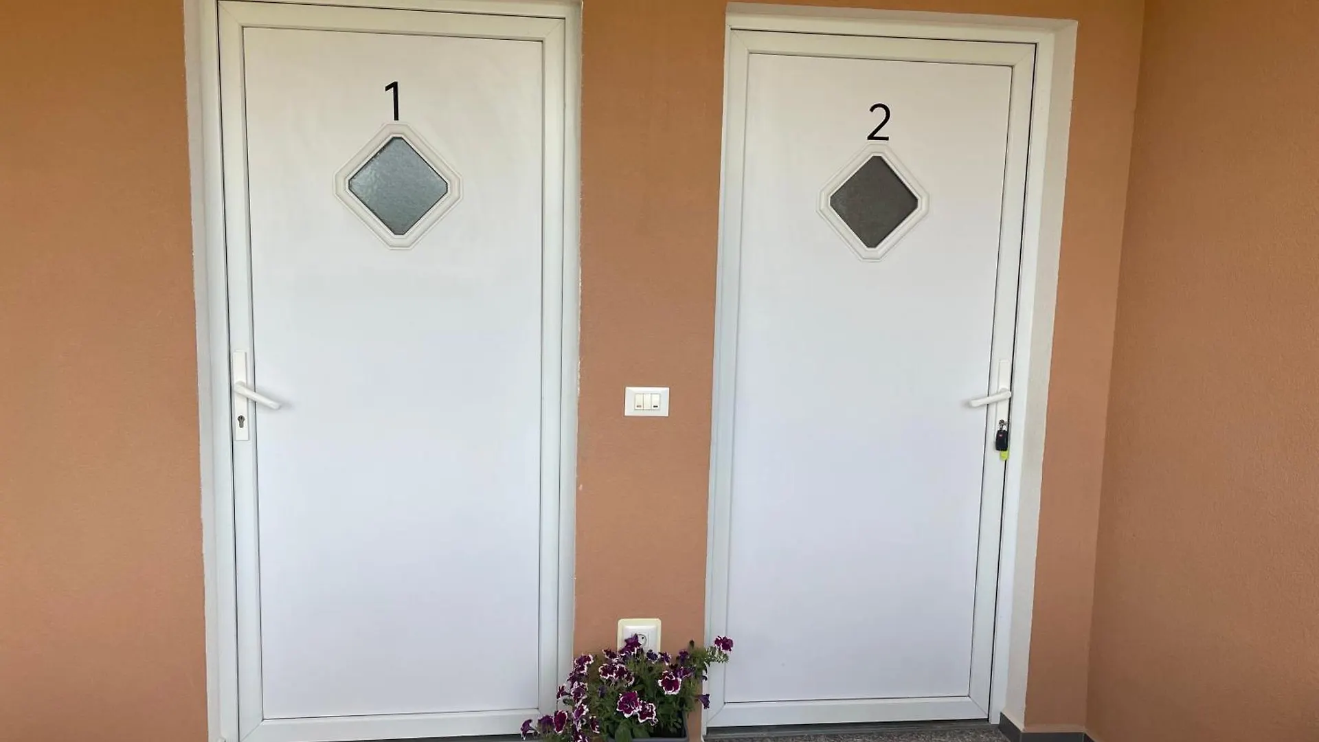 Apartments Dora Πόρετς
