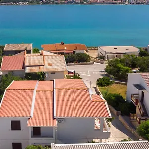 https://apartments-salis.hotelinzadar.com