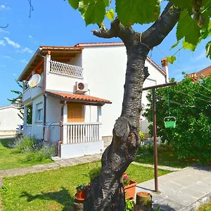 https://apartment-brajdine-405.pula-hotels.org